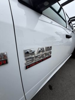 
										2018 Ram 3500 crew cab Tradesman full									