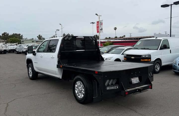 
								2023 Chevrolet Silverado full									