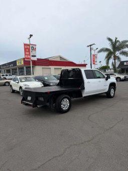
										2023 Chevrolet Silverado full									