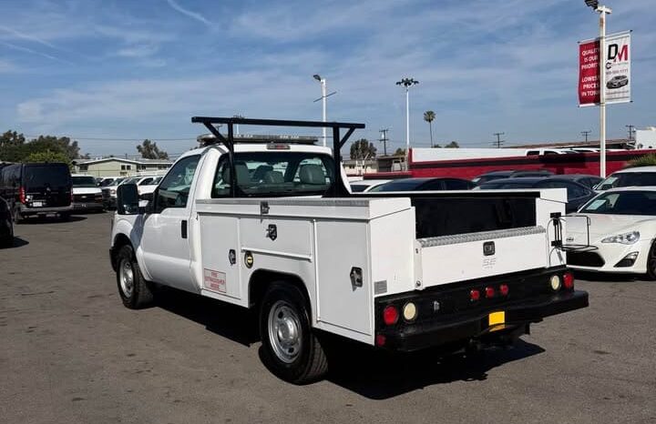 
								2012 Ford f250 regular cab full									