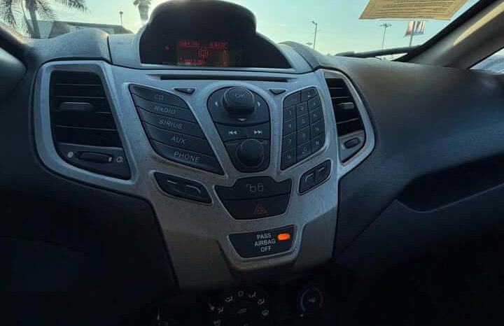 
								2012 Ford fiesta SES Hatchback 4D full									