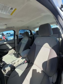 
										2012 Ford Focus full									