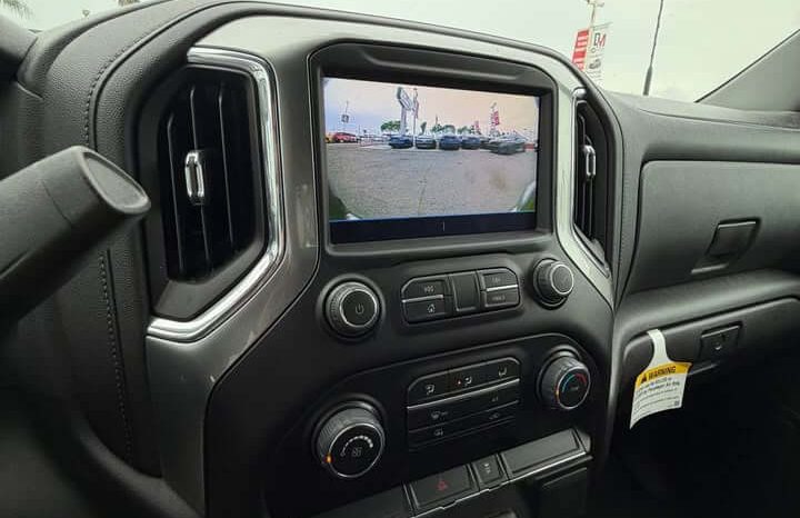 
								2023 Chevrolet Silverado full									