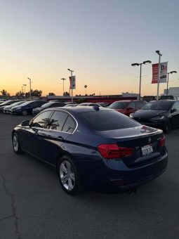 
										2017 BMW 3 series 330e iPerformance Sedan full									
