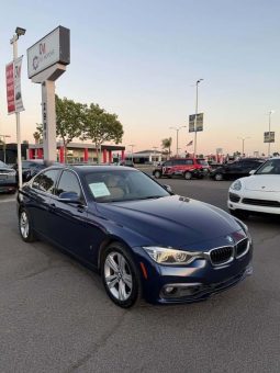 
										2017 BMW 3 series 330e iPerformance Sedan full									