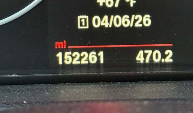 
								2017 BMW 3 series 330e iPerformance Sedan full									