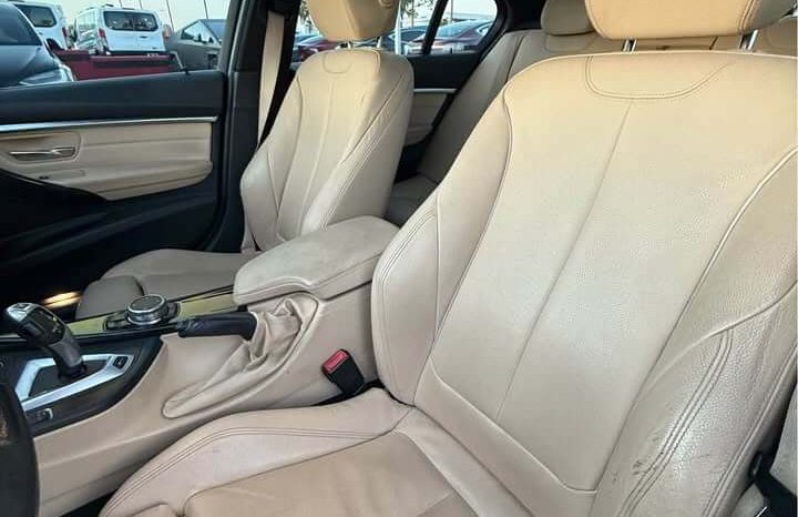 
								2017 BMW 3 series 330e iPerformance Sedan full									