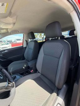 
										2018 Volkswagen Tiguan full									
