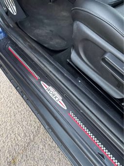 
										2015 MINI hardtop 2 door Cooper Hatchback full									