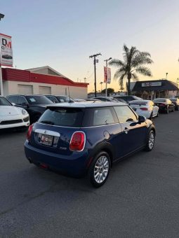 
										2015 MINI hardtop 2 door Cooper Hatchback full									