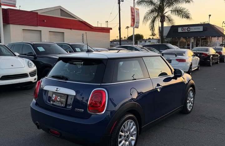 
								2015 MINI hardtop 2 door Cooper Hatchback full									