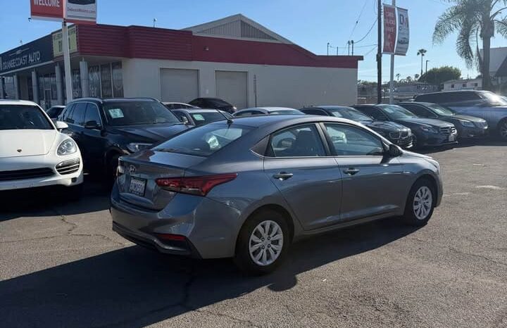 
								2019 Hyundai accent full									