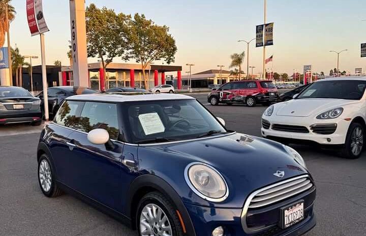 
								2015 MINI hardtop 2 door Cooper Hatchback full									