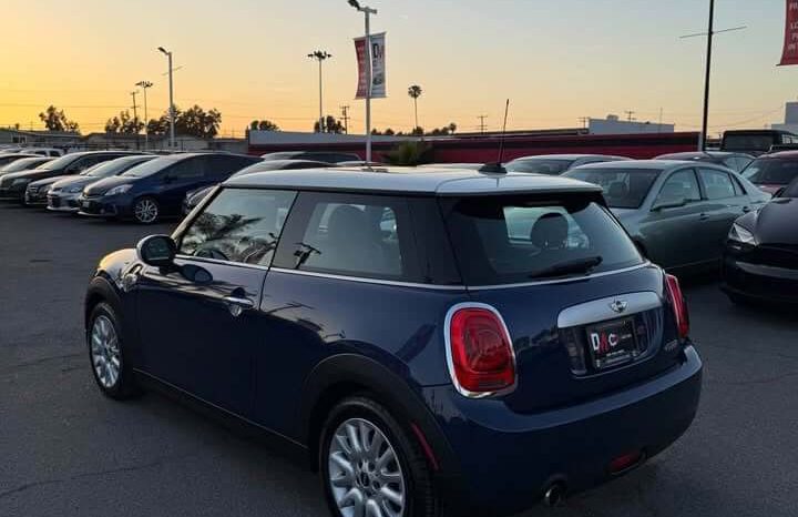 
								2015 MINI hardtop 2 door Cooper Hatchback full									