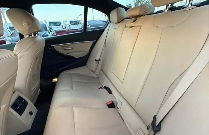 
								2017 BMW 3 series 330e iPerformance Sedan full									