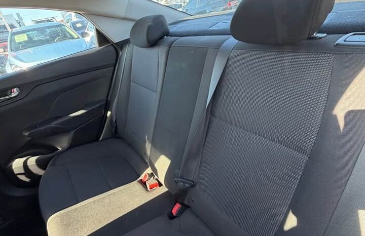 
								2019 Hyundai accent full									