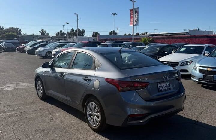 
								2019 Hyundai accent full									