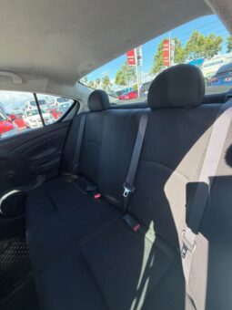 
										2018 Nissan versa full									