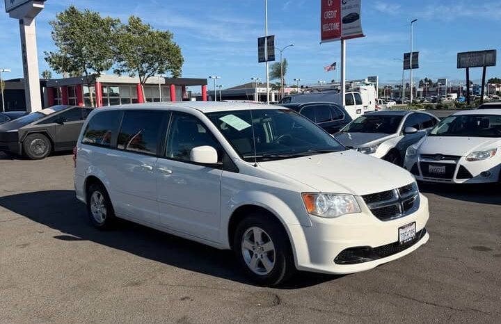 
								2013 Dodge grand caravan full									