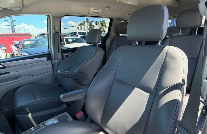 
								2011 Volkswagen routan full									