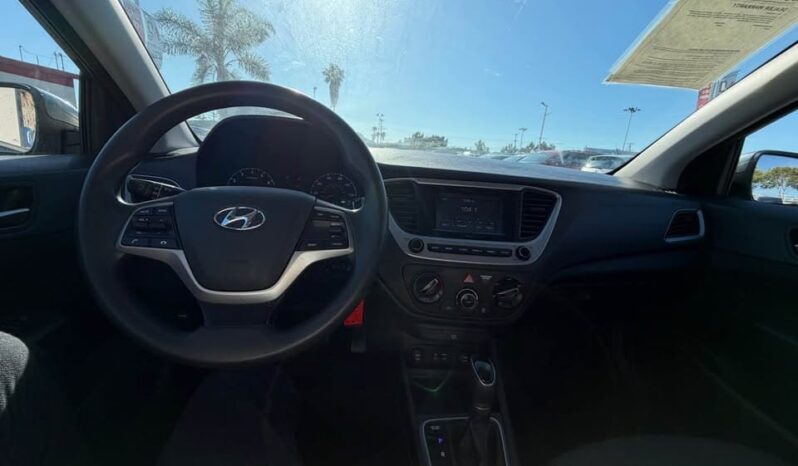 
								2019 Hyundai accent full									