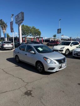 2018 Nissan versa