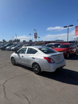 2018 Nissan versa