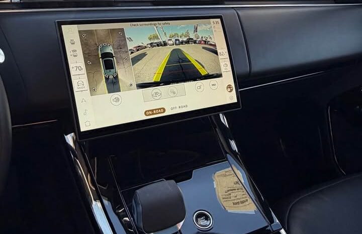 
								2025 Land Rover range rover sport P360 SE full									