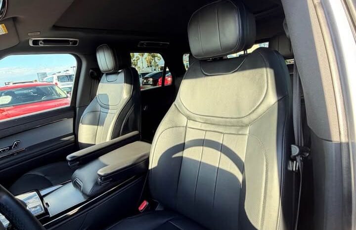
								2025 Land Rover range rover sport P360 SE full									