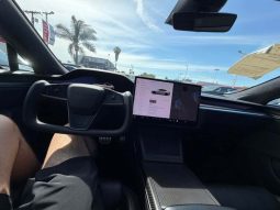 
										2022 Tesla model s Plaid full									
