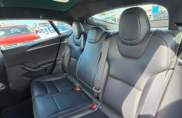 
								2022 Tesla model s Plaid full									