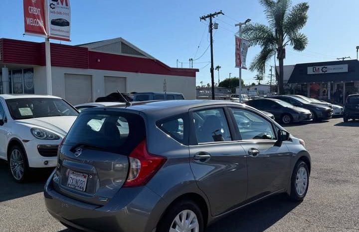 
								2016 Nissan versa note full									