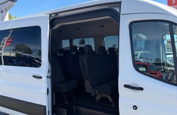 
								2019 Ford transit 350 passenger van XLT w/Medium Roof Van 3D full									