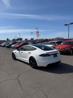 
										2022 Tesla model s Plaid full									