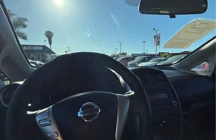 
								2016 Nissan versa note full									