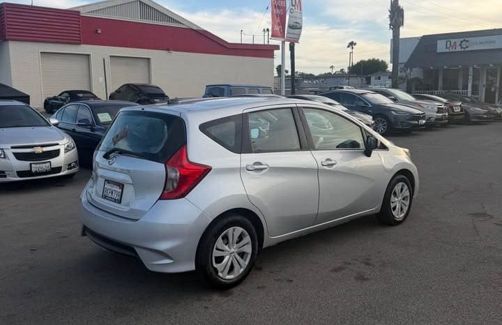 
								2017 Nissan versa note full									