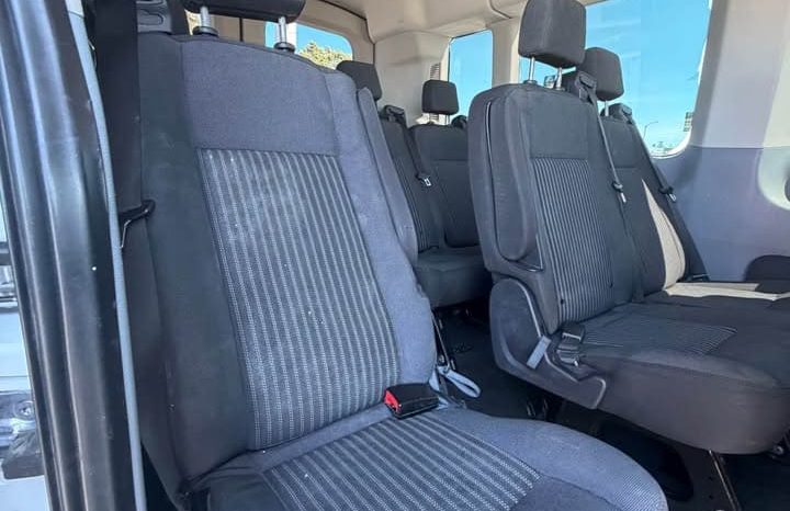 
								2019 Ford transit 350 passenger van XLT w/Medium Roof Van 3D full									