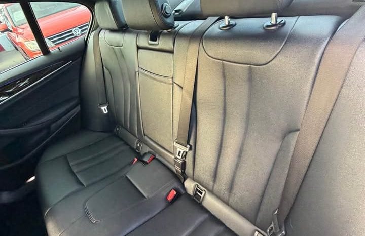 
								2019 BMW 5 series 530e iPerformance Sedan 4D full									