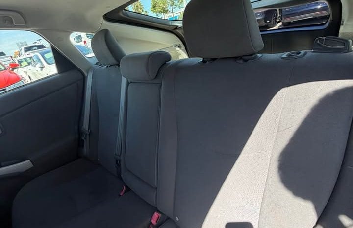 
								2011 Toyota prius II Hatchback 4D full									