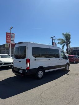 
										2019 Ford transit 350 passenger van XLT w/Medium Roof Van 3D full									