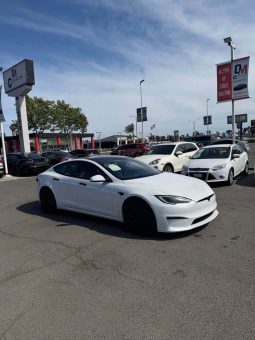 
										2022 Tesla model s Plaid full									