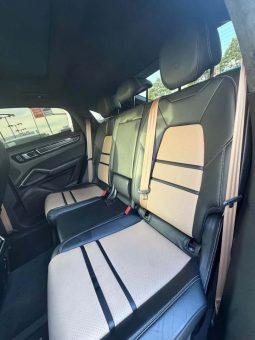 
										2023 Porsche cayenne coupe GTS full									