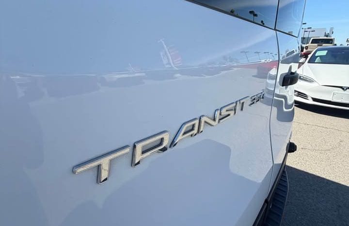 
								2019 Ford transit 350 passenger van XLT w/Medium Roof Van 3D full									