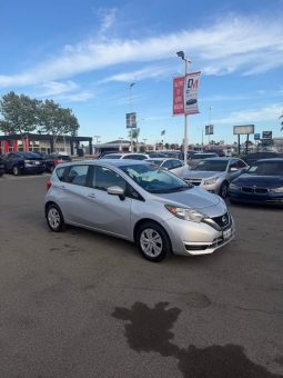 
										2017 Nissan versa note full									