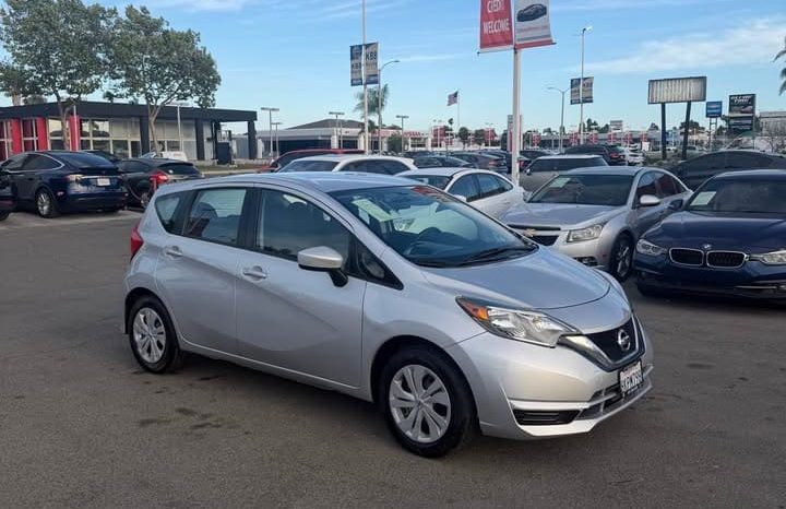 
								2017 Nissan versa note full									