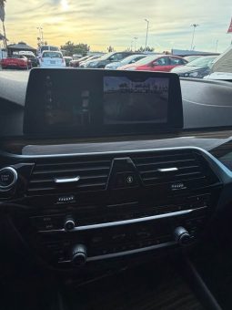 
										2019 BMW 5 series 530e iPerformance Sedan 4D full									