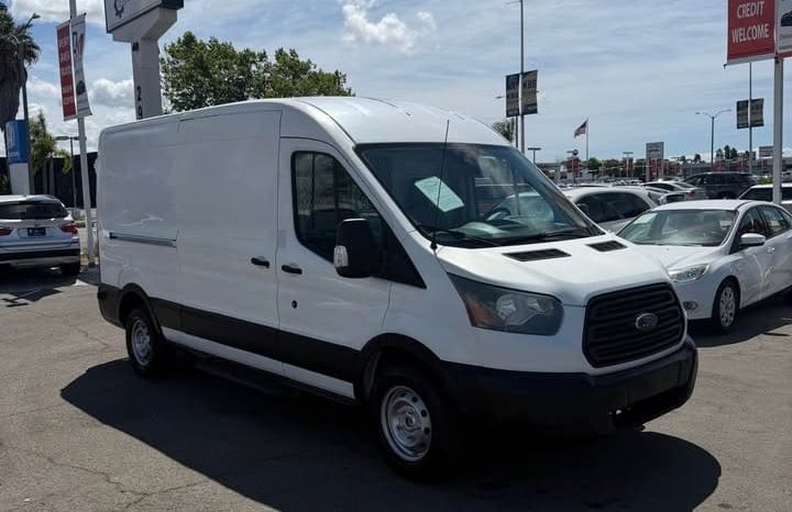 
								2016 Ford transit 150 cargo van full									