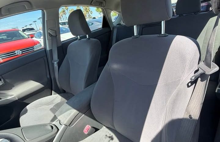 
								2011 Toyota prius II Hatchback 4D full									