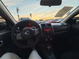 
										2013 Nissan versa full									