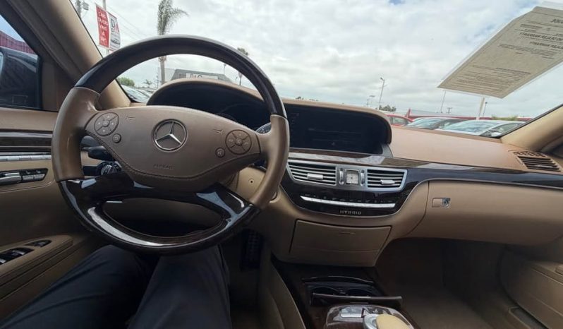 
								2011 Mercedes-Benz s-class S 400 Hybrid Sedan 4D full									